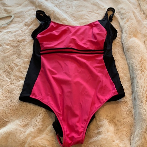 NEW Rosa Faia bathing suit - Picture 1 of 4